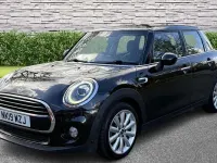 Usado Mini Cooper Classic 136 HP (100 kW) 2019 Preto Citadino