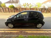 Usado Toyota Aygo 68 HP (50 kW) 2012 Preto Citadino
