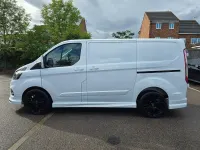Used Ford Transit Custom Limited 130 HP (95 kW) 2022 White Van