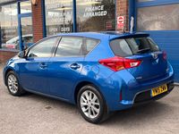 Used Toyota Auris 2015 Blue Hatchback