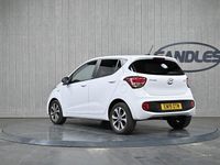 Usado Hyundai i10 67 HP (49 kW) 2019 Branco Citadino