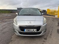Second-hand Peugeot 5008 Allure 2015 Argintiu Monovolum
