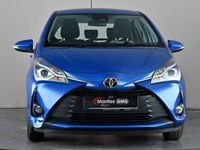 Used Toyota Yaris 111 HP (81 kW) 2018 Blue Hatchback