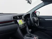 Used Honda Civic SR 126 HP (92 kW) 2021 Red Hatchback