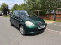 Used Toyota Yaris 86 HP (63 kW) 2001 Green Hatchback