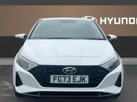 Begagnad Hyundai i20 Premium 100 HK (73 kW) 2009 Halvkombi