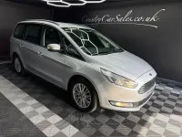 Usado Ford Galaxy Zetec 150 CV (110 kW) 2018 Plateado Monovolumen