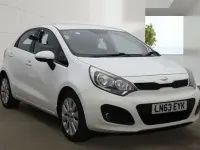 Used Kia Rio 84 HP (61 kW) 2013 White Hatchback