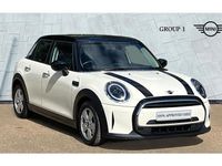 Begagnad Mini Cooper Classic 136 HK (100 kW) 2022 Vit Halvkombi