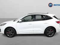 Käytetty Ford Kuga ST-Line 224 HP (164 kW) 2023 Katumaasturi