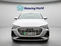 Usado Audi e-tron Sportback S-Line 230 kW (313 HP) 2022 Prateado SUV