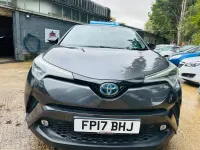 Used Toyota C-HR 122 HP (89 kW) 2017 White SUV
