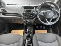 Second-hand Vauxhall Viva 73 CP (53 kW) 2019 Roșu Hatchback