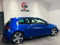 Używany VW Golf VII R 310 KM (228 kW) 2018 Niebieski Hatchback