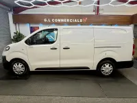 Used Vauxhall Vivaro S 100 HP (73 kW) 2022 White MPV