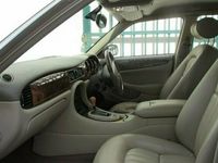 Used Jaguar XJ8 240 HP (176 kW) 2002 Sedan