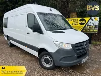 Gebraucht Mercedes Sprinter Progressive 160 PS (117 kW) 2022 Weiß Van
