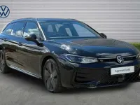 Nuevo VW Passat R-line 204 CV (150 kW) 2026 Negro Familiar