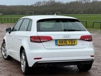 Used Audi A3 Sportback Sport 116 HP (85 kW) 2016 White Hatchback