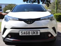 Used Toyota C-HR 116 HP (85 kW) 2018 White SUV