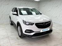 Used Vauxhall Grandland X S 130 HP (95 kW) 2019 White SUV
