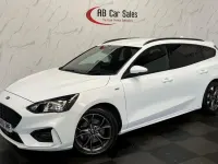 Used Ford Focus ST-Line 125 HP (91 kW) 2019 White Estate