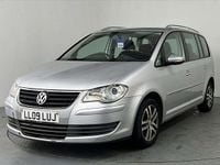 Used VW Touran SE 105 HP (77 kW) 2009 Silver MPV