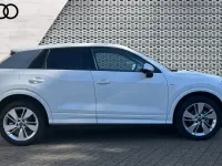Usado Audi Q2 S-Line 150 CV (110 kW) 2025 Blanco SUV