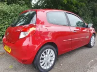 Used Renault Clio II Dynamique 2010 Red Hatchback