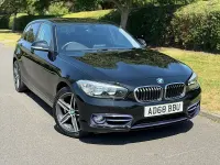Usado BMW 118 Sport Line 2019 Negro Utilitario