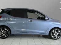 New Hyundai i10 Premium 79 HP (58 kW) 2026 Meta blue Hatchback