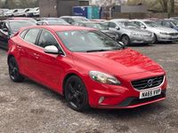 Begagnad Volvo V40 R-Design 190 HK (139 kW) 2015 Röd Halvkombi