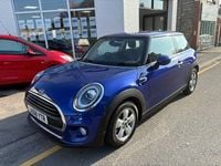 Used Mini ONE Hatch 102 HP (75 kW) 2018 Blue Hatchback