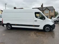 Second-hand Vauxhall Movano Edition 135 CP (99 kW) 2021 Alb Monovolum