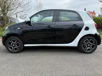 Used Smart ForFour Premium 2018 Black Hatchback