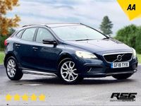 Used Volvo V40 Pro 152 HP (111 kW) 2018 Blue Hatchback