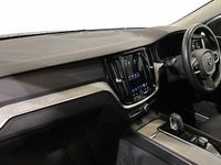 Used Volvo V60 CC 247 HP (181 kW) 2022 Grey Estate