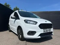 Used Ford Transit Sport 100 HP (73 kW) 2018 White Van