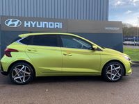 New Hyundai i20 Premium 100 HP (73 kW) 2025 Green Hatchback