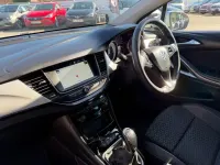 Second-hand Vauxhall Astra SRi 145 CP (106 kW) 2020 Argintiu Hatchback