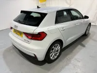 Used Audi A1 Sportback Sport 116 HP (85 kW) 2019 White Hatchback