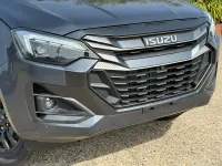 New Isuzu D-Max 163 HP (119 kW) 2026 Grey Pickup