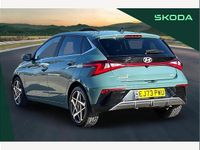 Used Hyundai i20 Premium 100 HP (73 kW) 2023 Green Hatchback