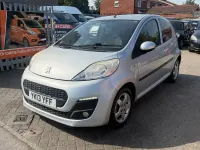 Used Peugeot 107 Allure 68 HP (50 kW) 2013 Silver Hatchback