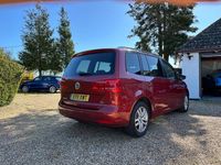 Used VW Touran SE 105 HP (77 kW) 2011 Red MPV