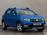 Used Dacia Sandero Lauréate 90 HP (66 kW) 2016 Blue Hatchback