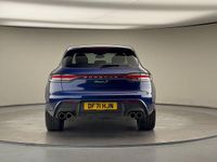 Used Porsche Macan 380 HP (279 kW) 2022 Gentian blue metallic SUV