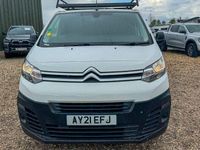 Used Citroën Dispatch 101 HP (74 kW) 2020 White MPV