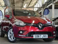 Used Renault Clio Dynamique 75 HP (55 kW) 2017 Red Hatchback