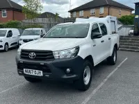 Used Toyota HiLux Active 150 HP (110 kW) 2017 White Pickup